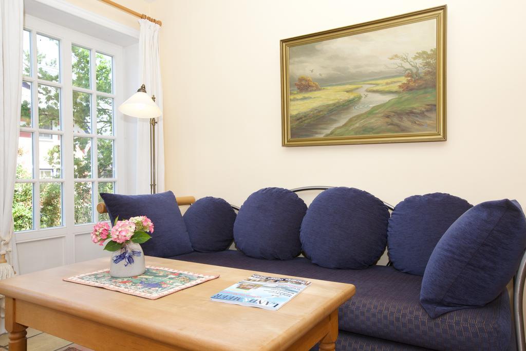 Haus Strandgut Ahrenshoop Luaran gambar